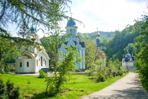 Сочи- не только олимпийская столица, но и курорт для православных верующих.