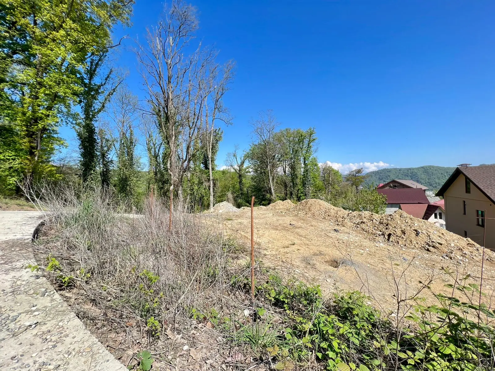 Хороший участок в хорошей локации