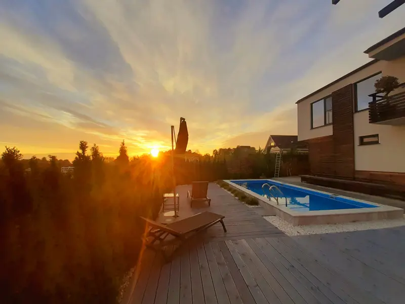 Дом с бассейном и банным чаном