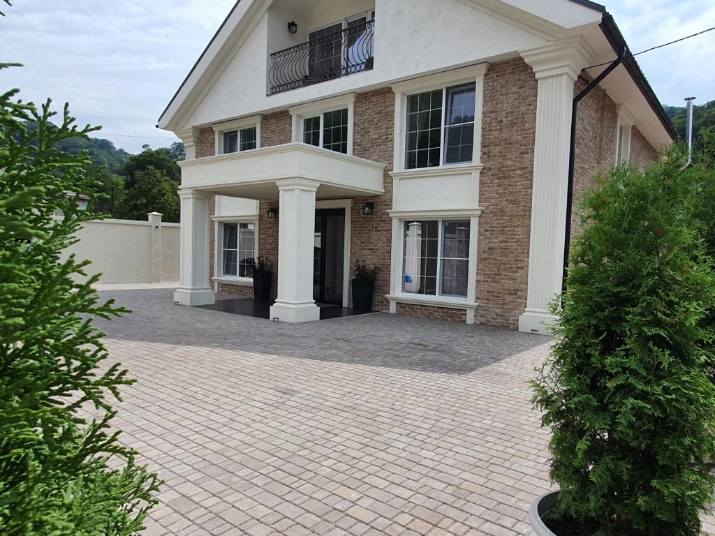 Дом в самом экологически чистом районе города...