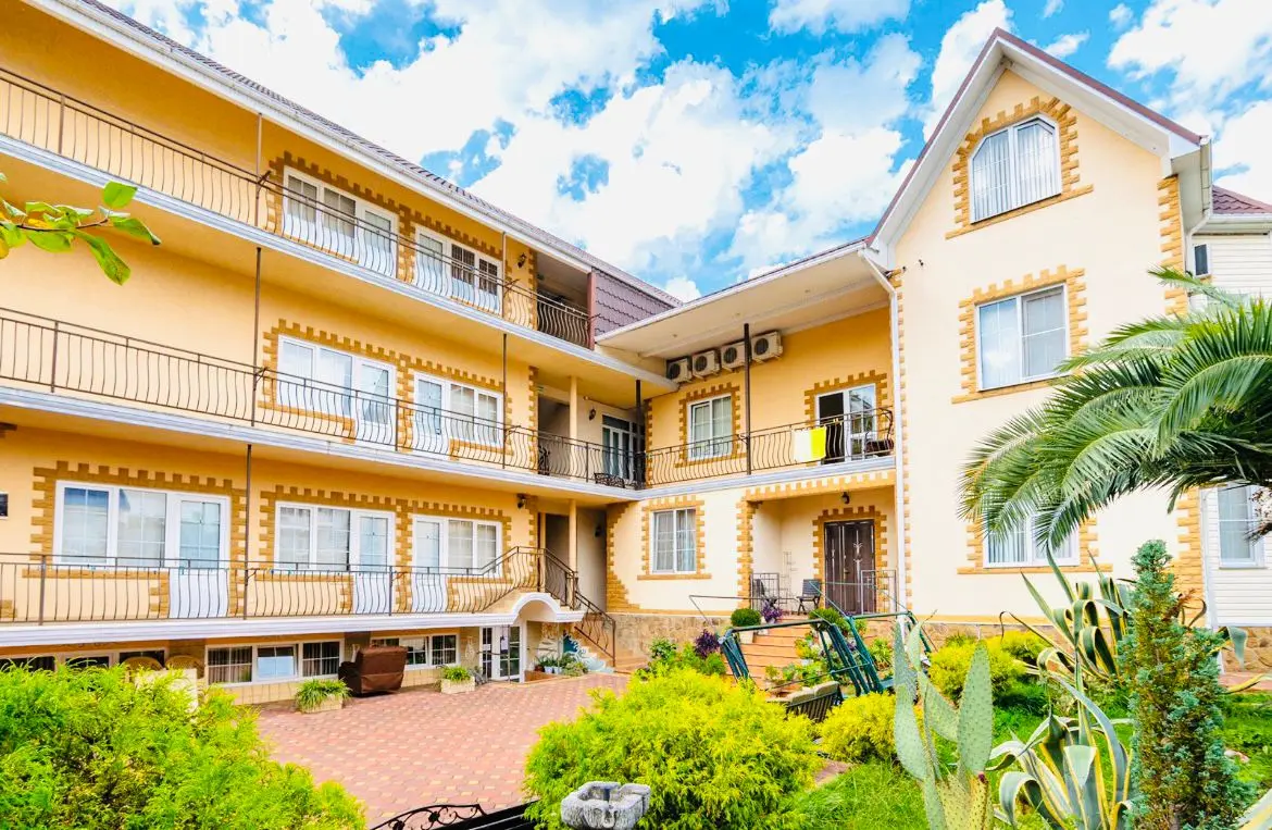 Гостиница в центре Курортного Городка