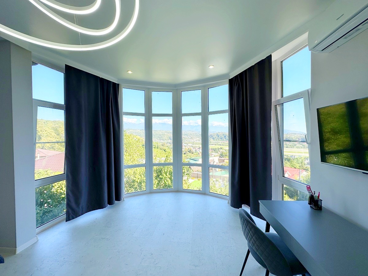 Дом с ремонтом и мебелью