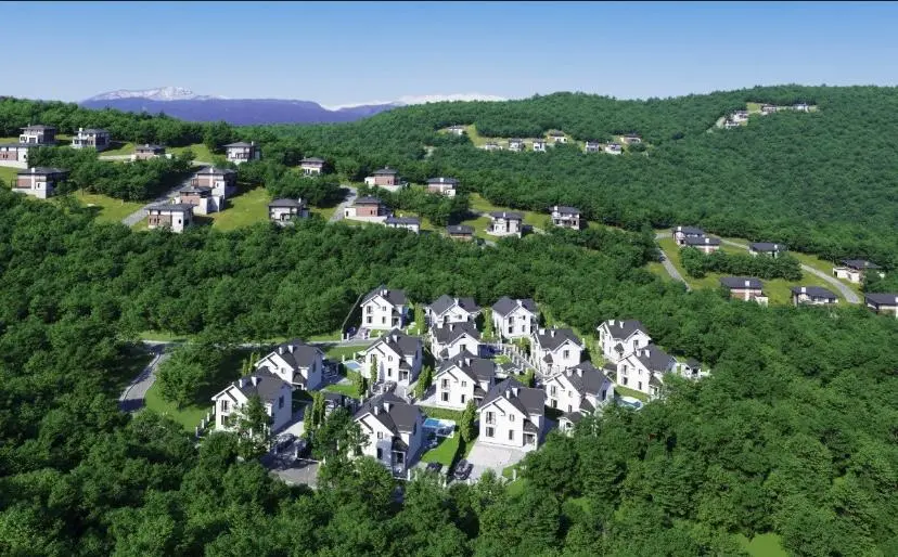 Продается земельный участок под коттеджную за...