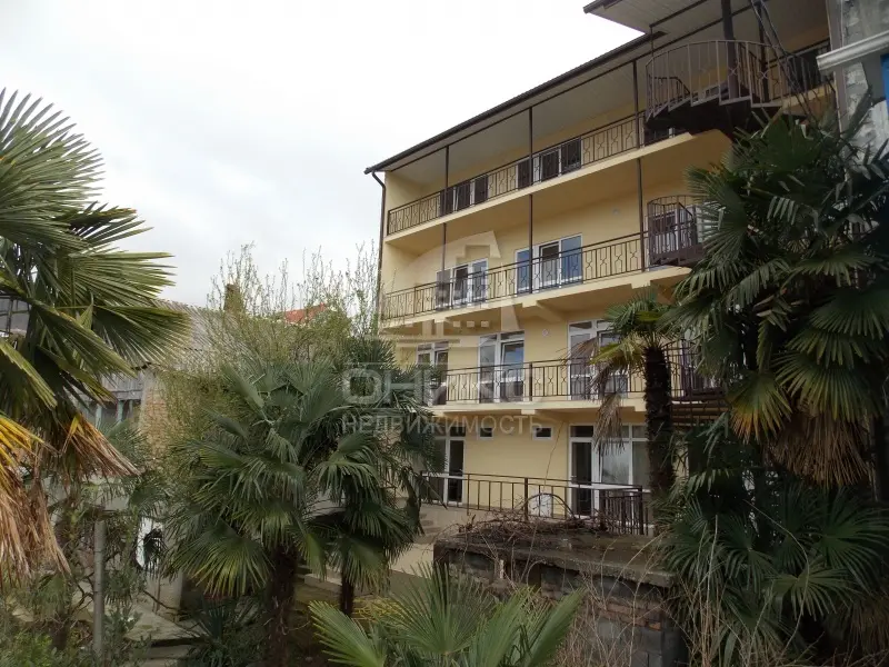 Гостиничный бизнес в Лоо