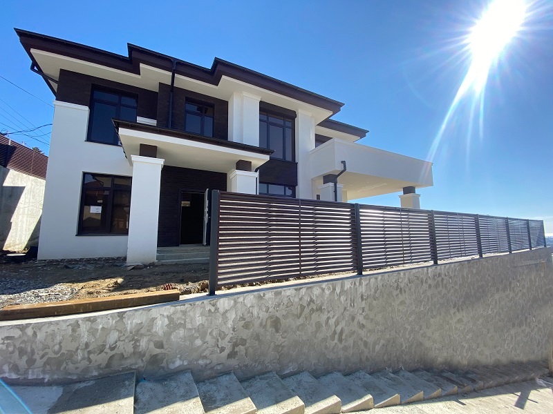 Коттеджный поселок с видом на море