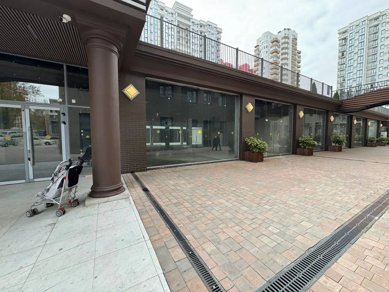 Торговый центр свободного назначения 