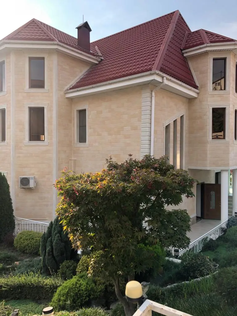 Красивый особняк в Сочи