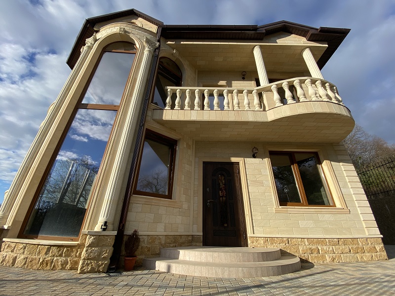 Дом с видом на горы