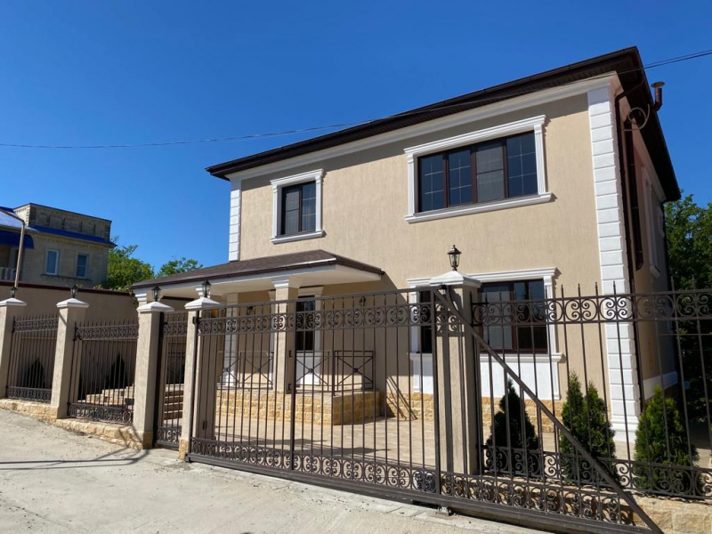 Прекрасный дом с ремонтом в Сочи