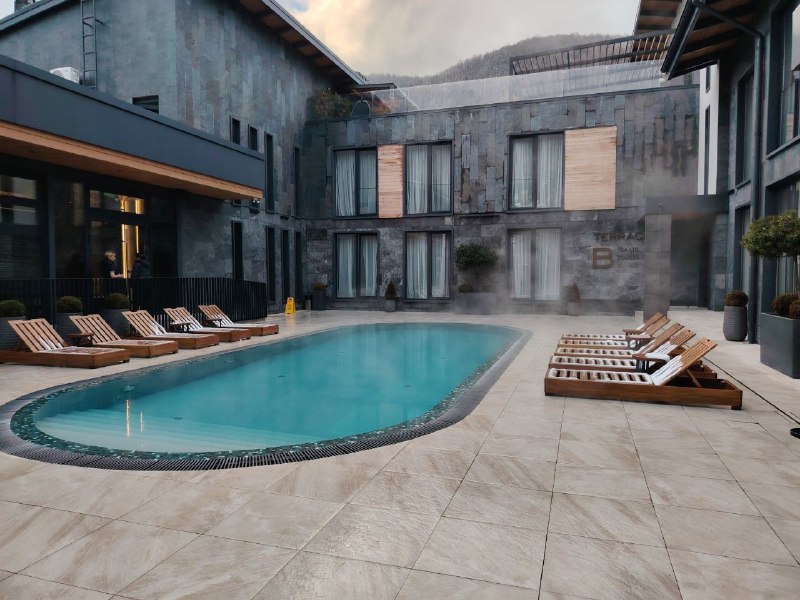 Элитные апартаменты с бассейном напротив КАЗИ...