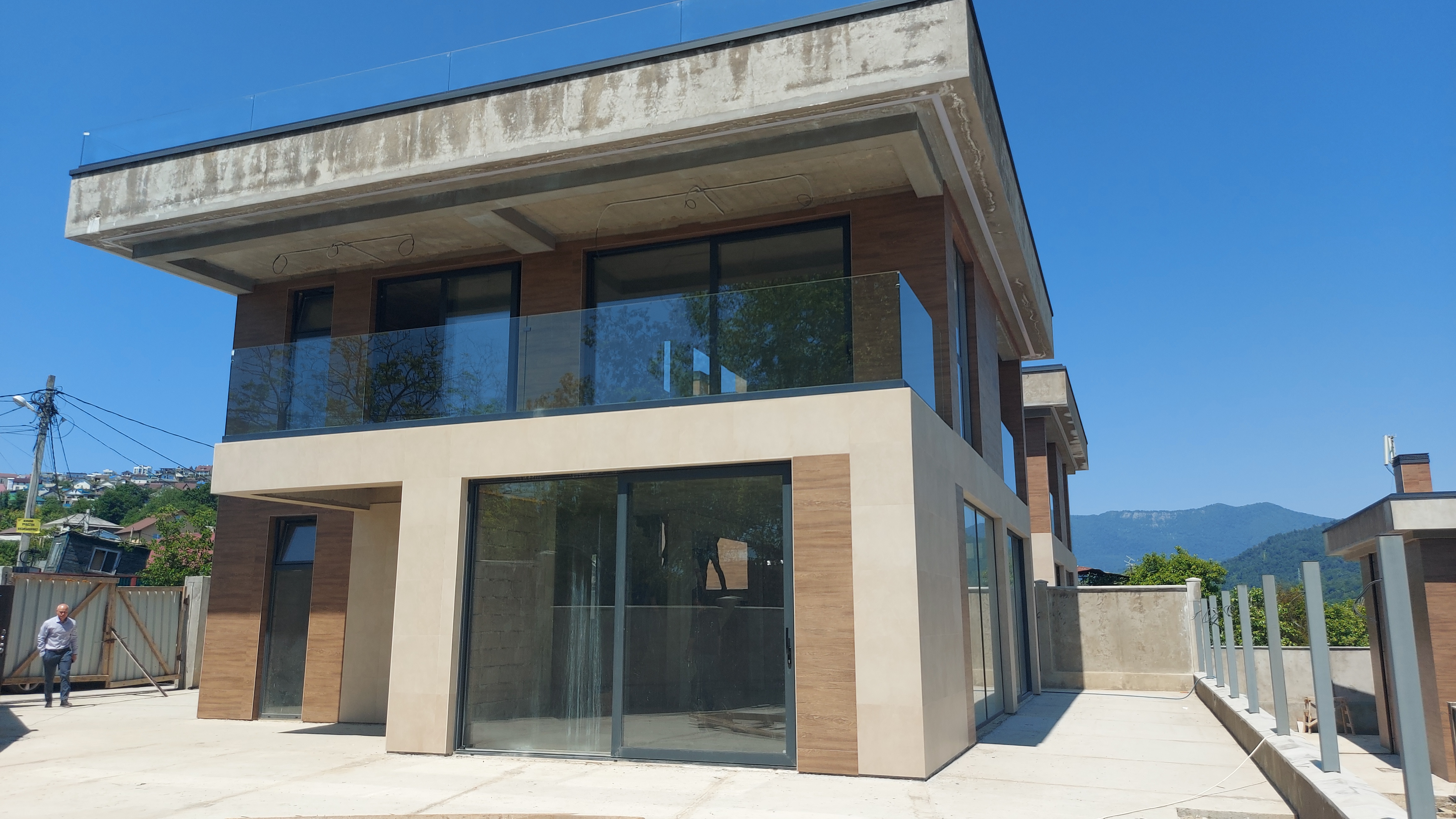 Шикарный дом в близи города 