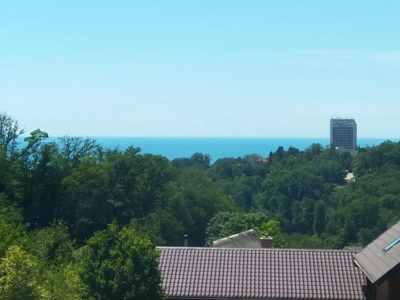 Участок с видом на море