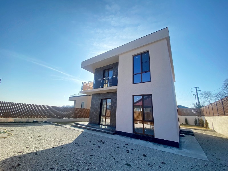 Дом в Адлерском районе