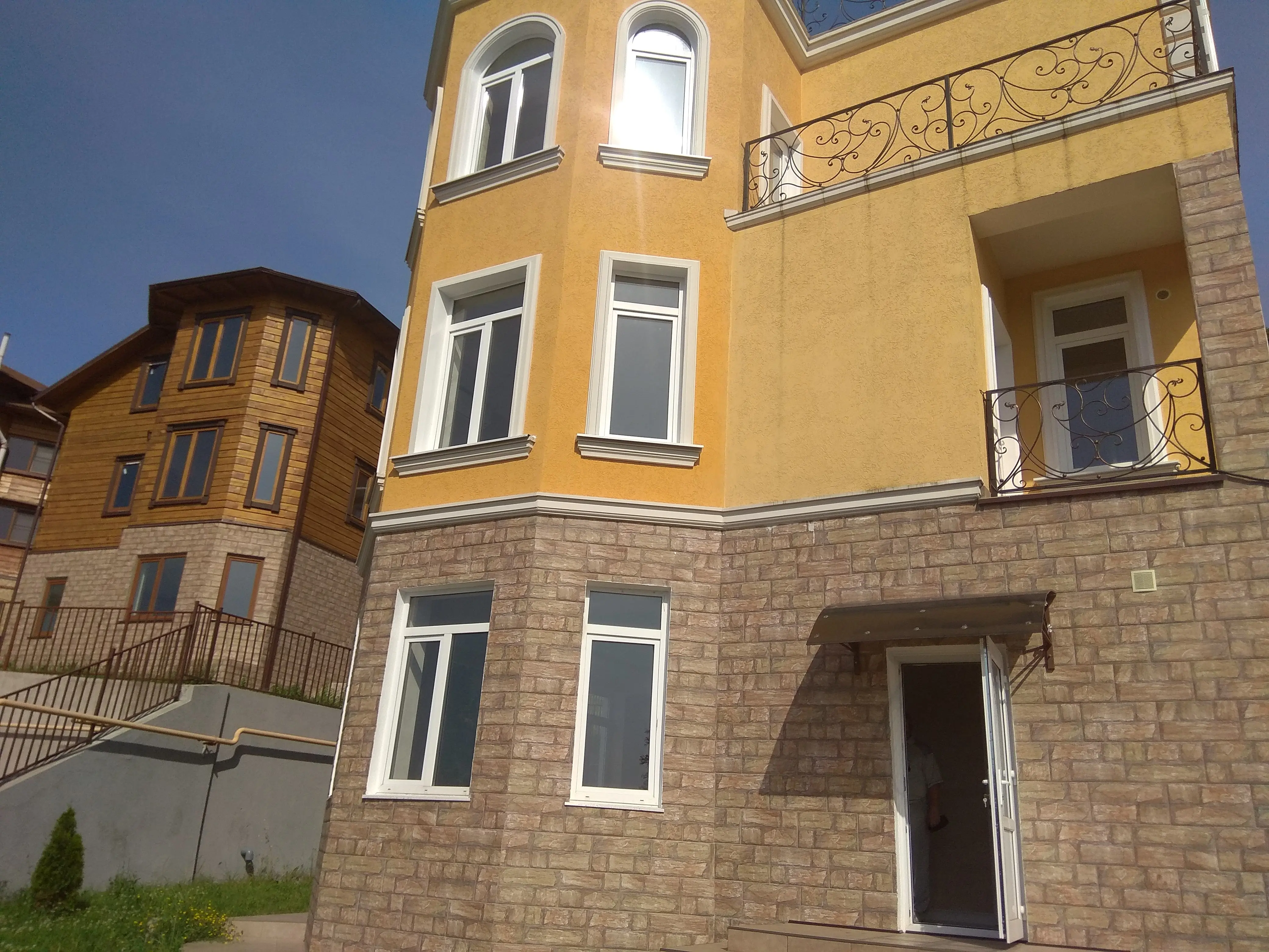 Продаю коттедж