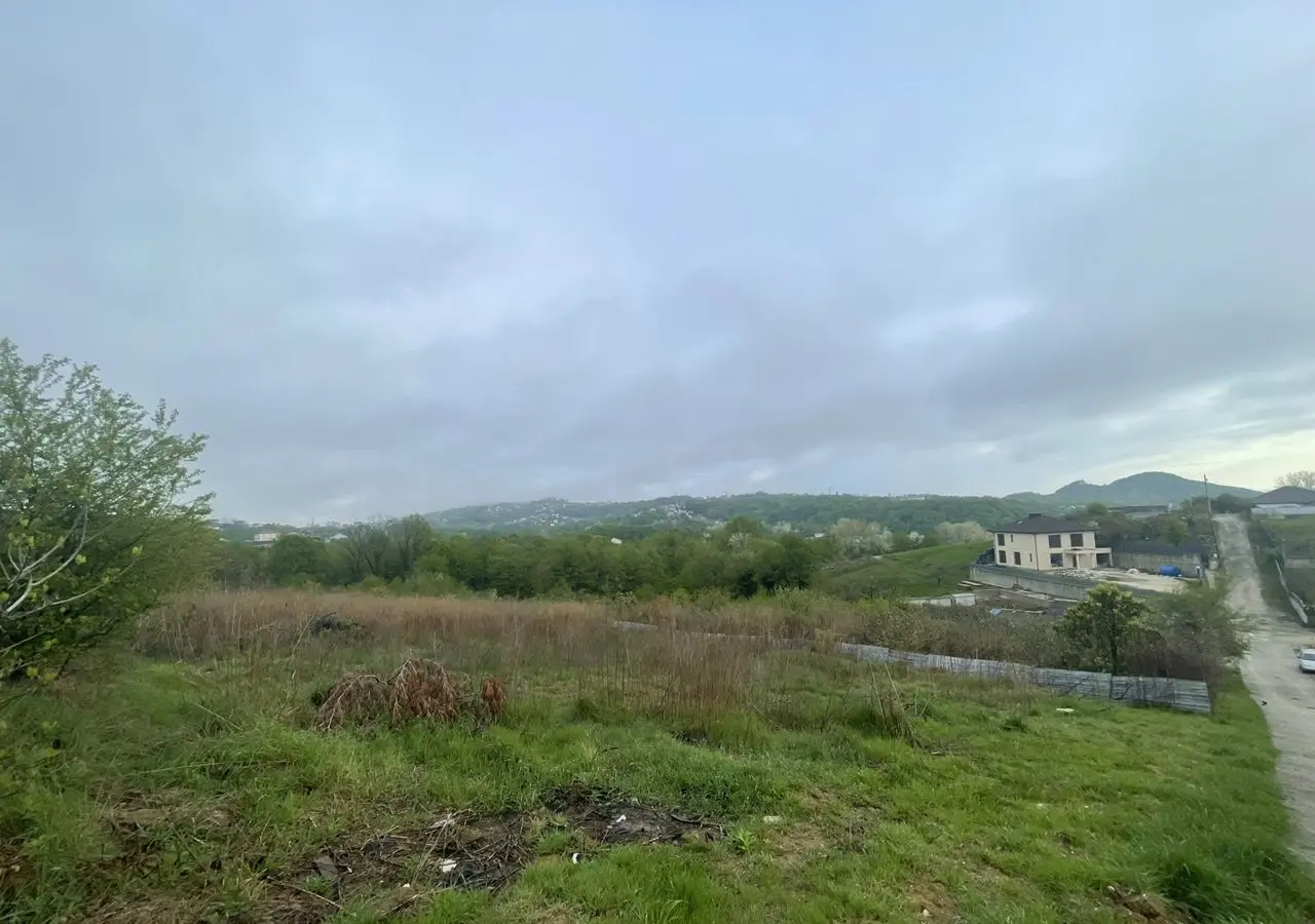 Земельный участок с разрешением на строительс...