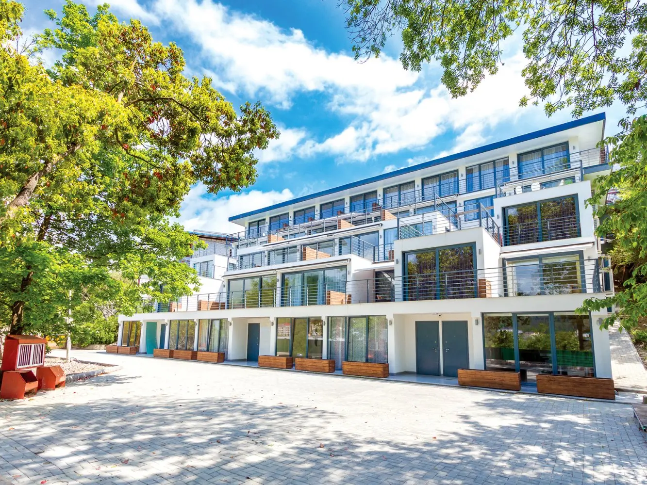 АК Меридиан в Дагомысе