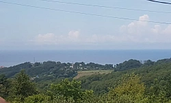 Участок с видом на море