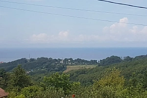Участок с видом на море