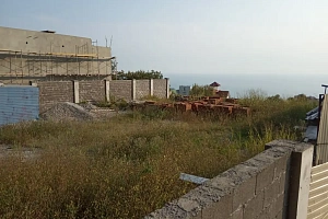 Видовой земельный участок.