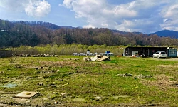 Участок на первой береговой линии