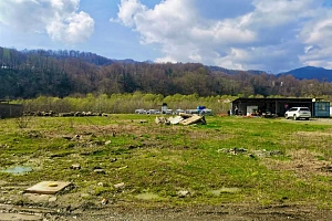 Участок на первой береговой линии