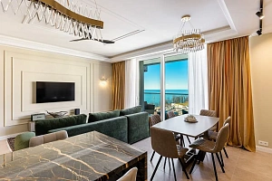 Квартира с великолепным видом на море и горы