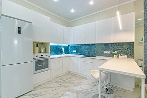 Продаётся трёхкомнатная квартира в центре Соч...