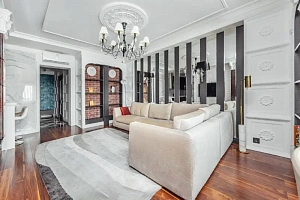 Дизайнерская квартира в престижном районе