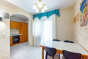 Просторная квартира с видом на море