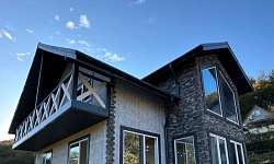 Новый двухэтажный дом с великолепным видом на...