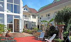 Сказочный отель в Сириусе