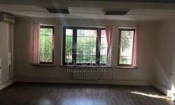 Помещение в центре Сочи под склад-магазин