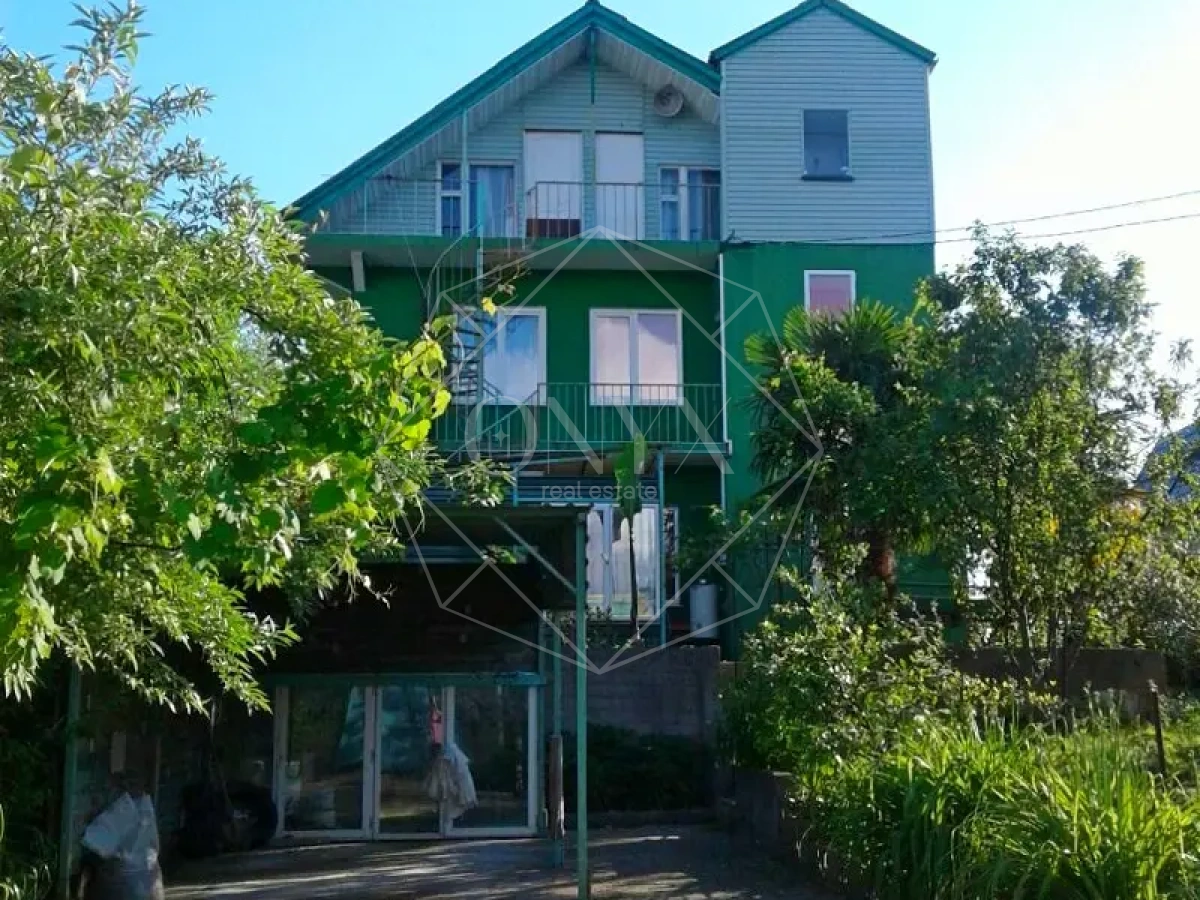 Дом в Сочи у моря в Вардане