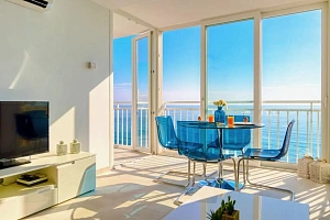 Апартаменты на первой береговой линии 