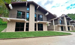 Коттеджный поселок на Красной Поляне