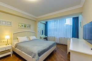 Элитная квартира в центре Сочи у моря 