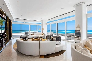 Под тихий шелест трав