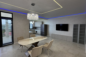 Дом с ремонтом  из дагестанского камня 