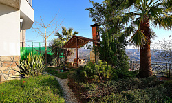 Дом с панорамным видом на горы, море и долину реки Сочи