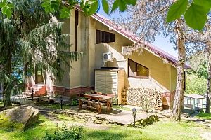 Шикарная загородная усадьба с домом в стиле Ш...