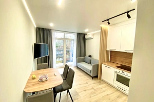 Продаю квартиру с новым дизайнерским ремонтом...