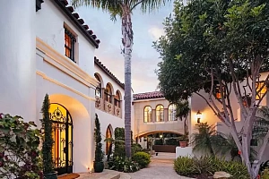 Гостиница Испанский двор