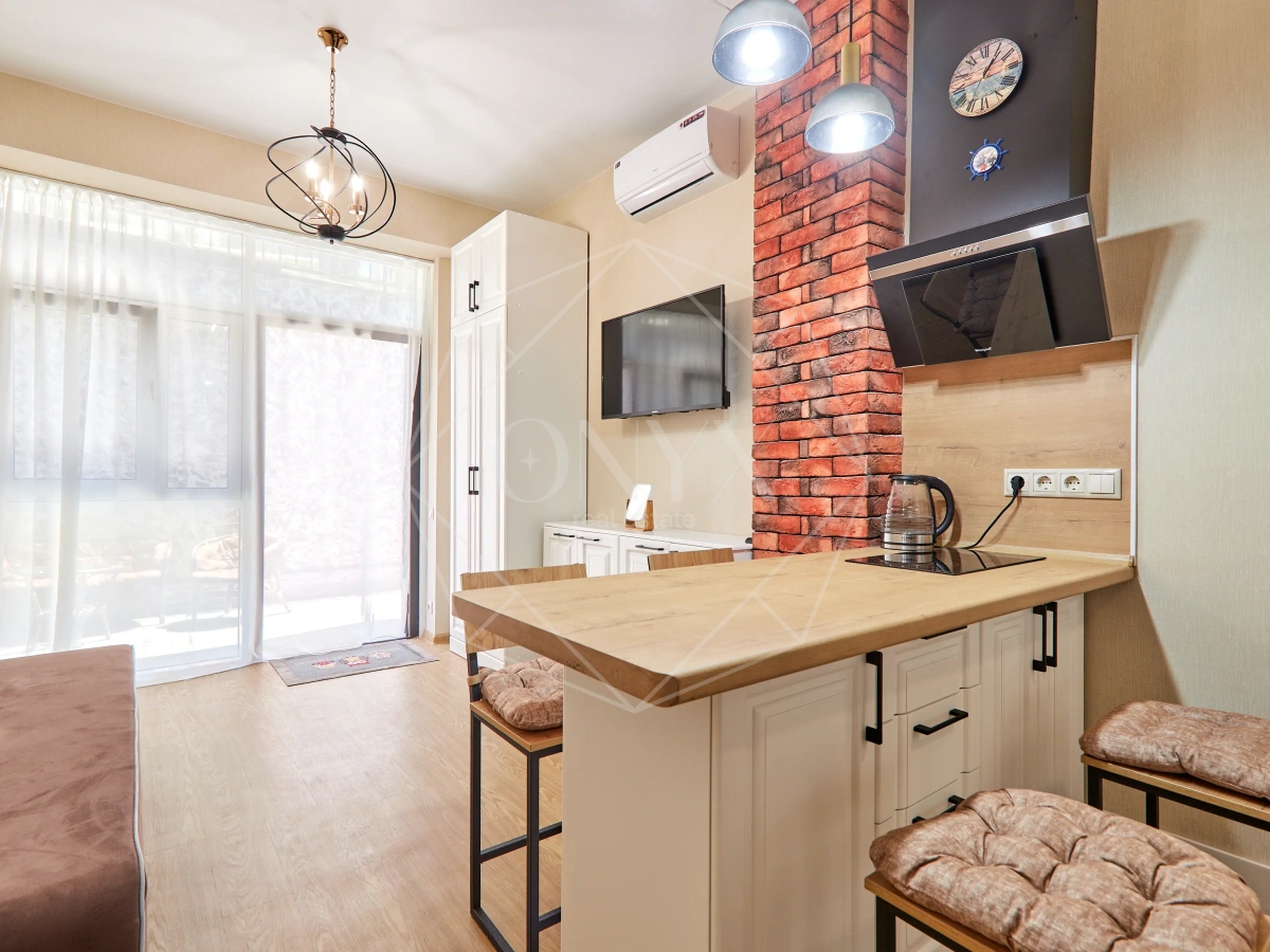 Продажа уникальной квартиры с ремонтом в стиле LOFT