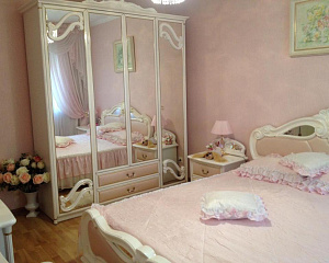 2-х комнатная квартира на Абрикосовой