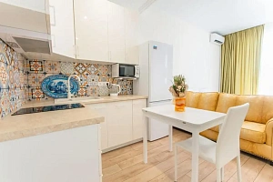 Двухкомнатная квартира с видом на море