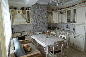 Продаю трехкомнатную квартиру 81м.