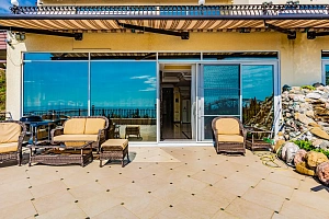 Элитный таунхаус в клубном доме с видом на мо...