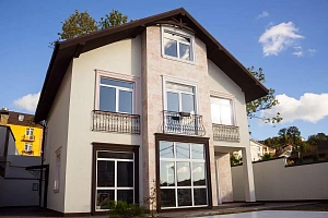 Новый дом в городской черте