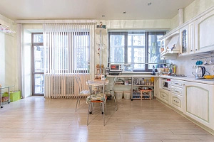 К продаже представлена 2х комнатная квартира ...