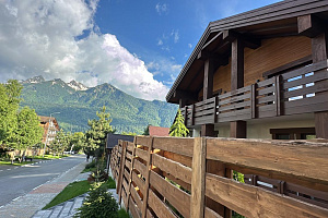 Коттедж с панорамным видом на горы - ваш угол...